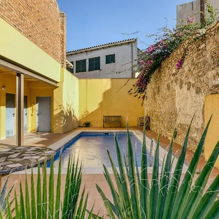 Ground Floor Apartment In Centre Of Torroella De Montgri Exterior photo